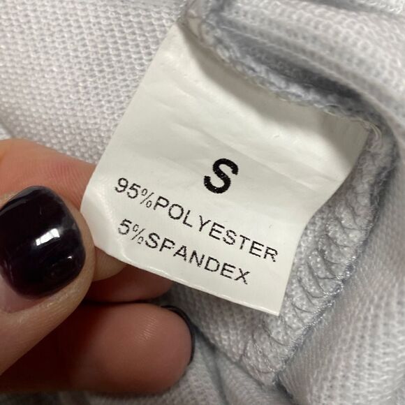 Gray & White Star 3/4 Zip Sweatshirt Size Small NWOT - Picture 4 of 4